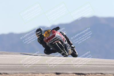 media/Oct-30-2025-Racers Edge (Thu) [[dabbdaf680]]/3-B Group/Session 4 Turn 9/